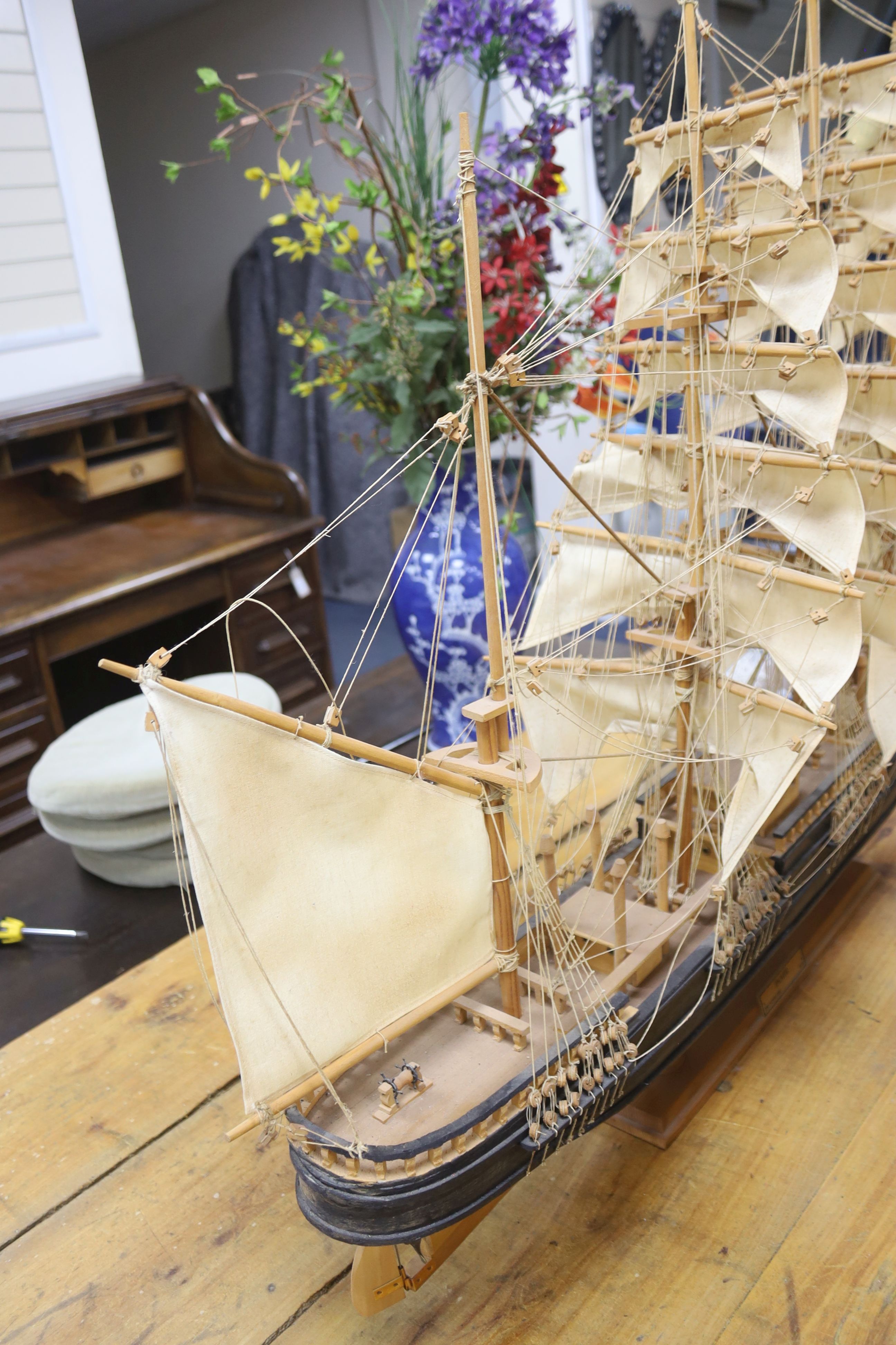 A ship model, width 125cm